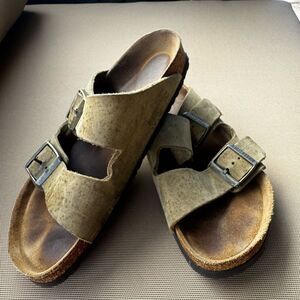 Birkenstock Khaki Arizona Sandals Sz. 40
